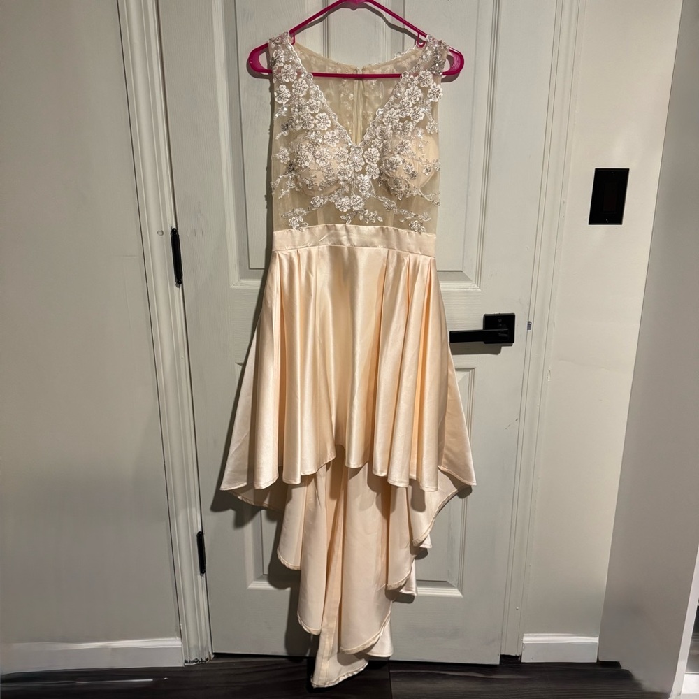 Champagne Gold High-Low Dress with Floral Sequin Lace Size Medium